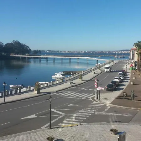 En El Paseo Maritimo De A Pie De Playa Apartment